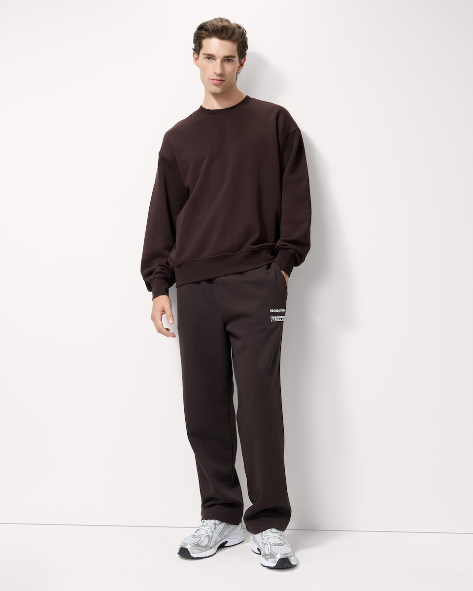 image 1 of F&F Active EVERYHOUR Cotton Rich Crew Neck Sweatshirt in Chocolate