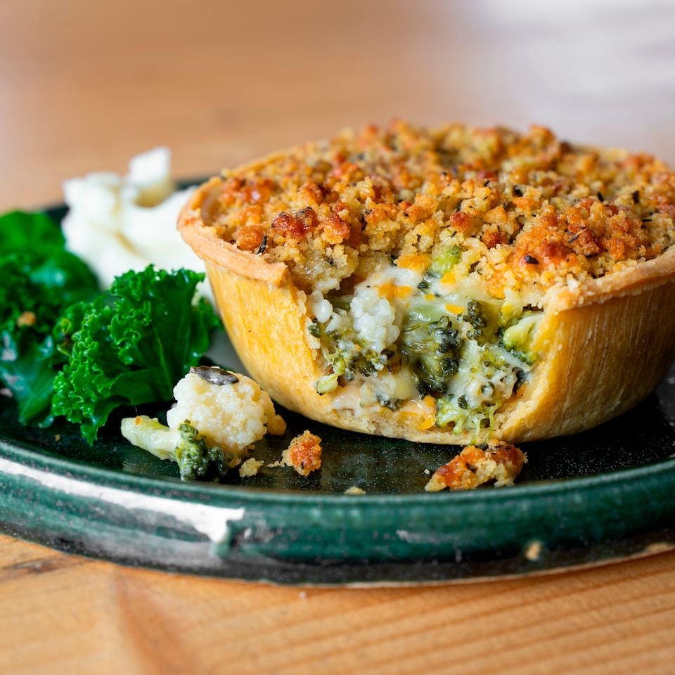 image 1 of Higgidy Three Cheese Cauliflower & Broccoli Pie 200g
