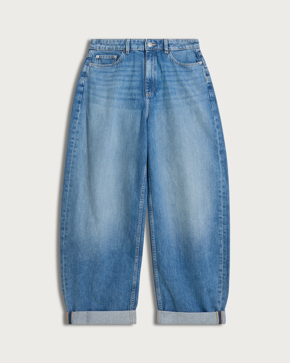F&F High Rise Relaxed Jeans in Blue