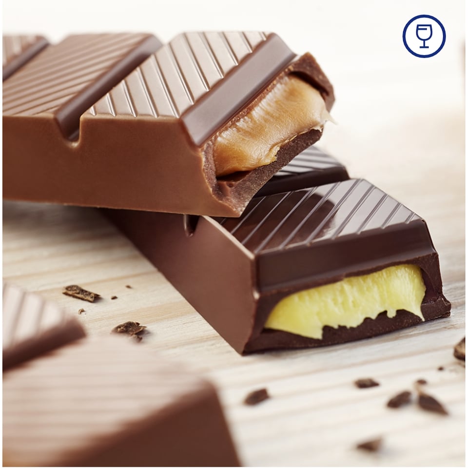 image 1 of Wedel Pawelek Bar with Salted caramel filling 45g
