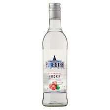 Pure Star Aromatizovaná vodka s brusnicovou príchuťou 500 ml