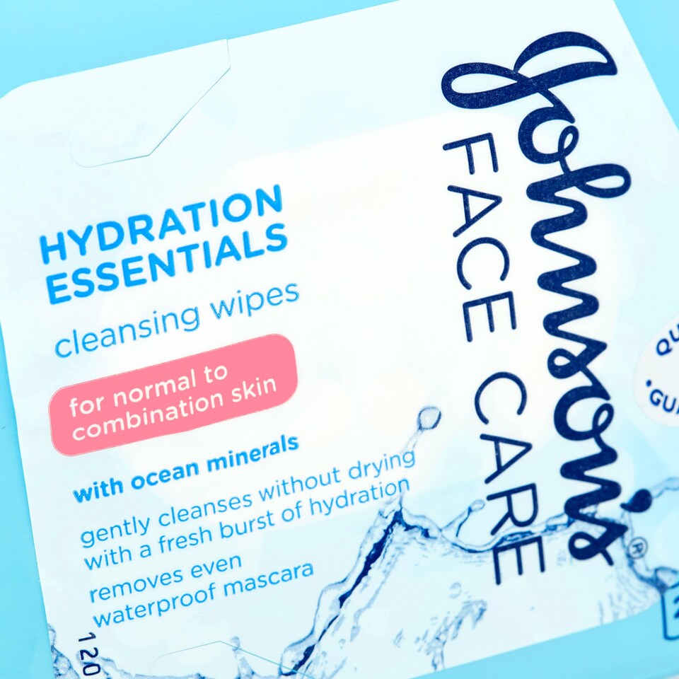 image 1 of Johnson's Hydration Essentials Face Care Wipes X25