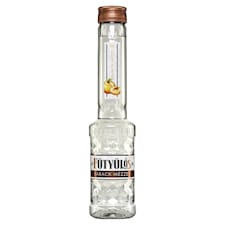 Fütyülős Apricot with Honey Flavoured Liqueur 22,5% 0,5 l