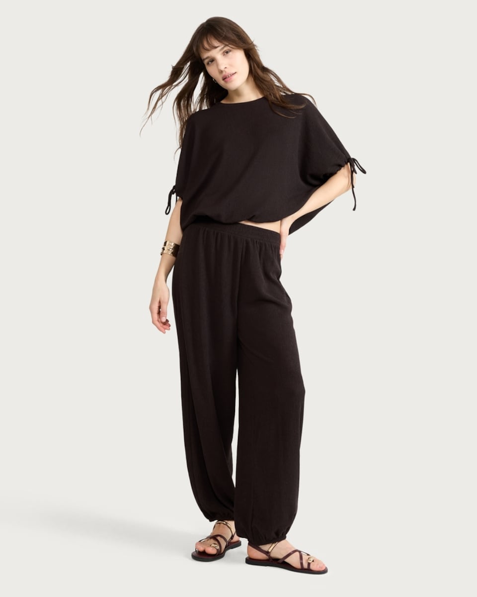 image 1 of F&F Textured Ruched Sleeve Balloon Hem Top in Chocolate
