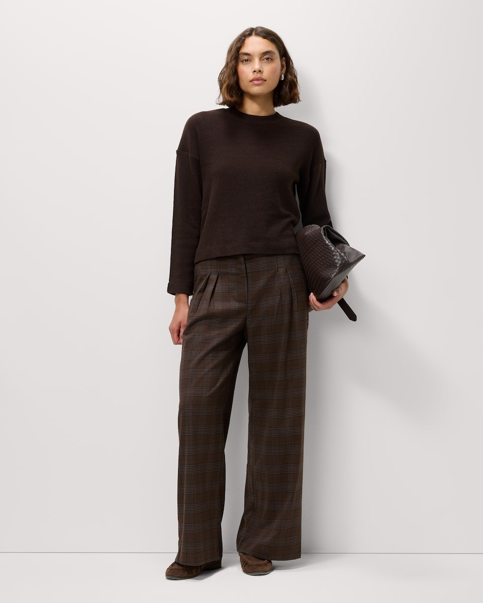 image 1 of F&F Brushed Dropped Shoulder Long Sleeved Top in Chocolate