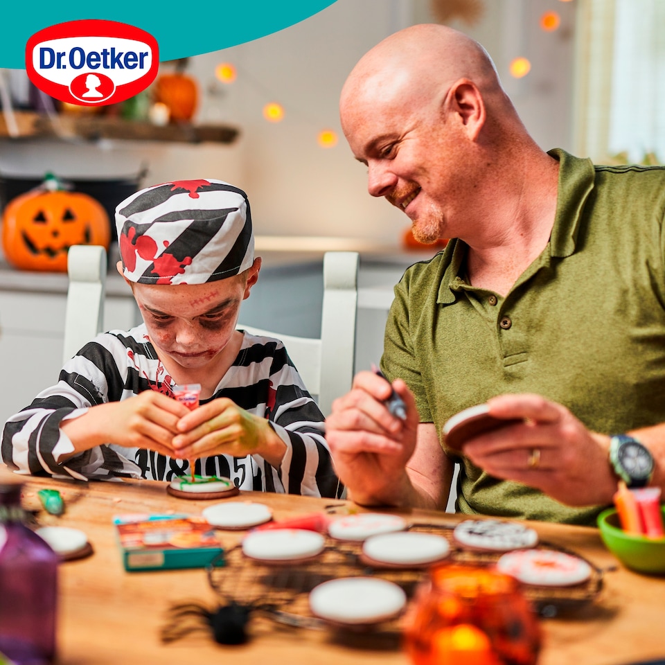 image 1 of Dr. Oetker Halloween Decorating Icing 4 x19g