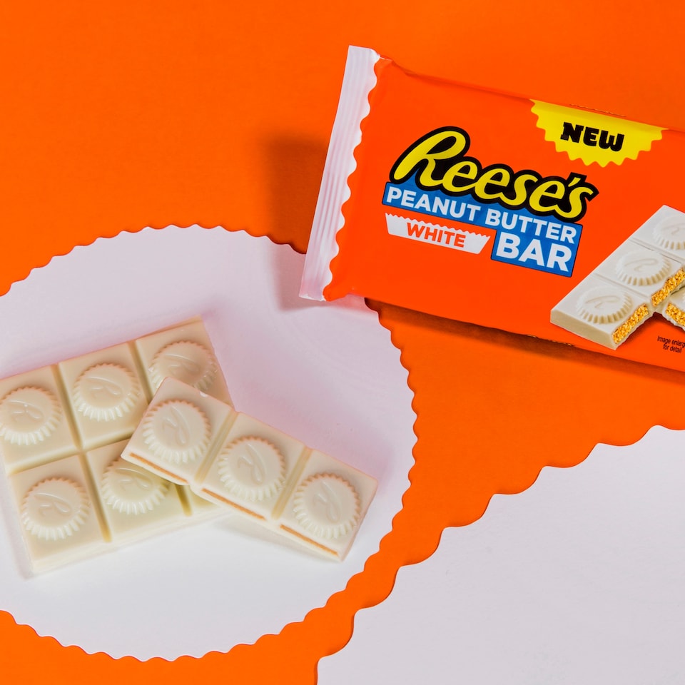 image 1 of Reese's Peanut Butter White Chocolate Bar 90g