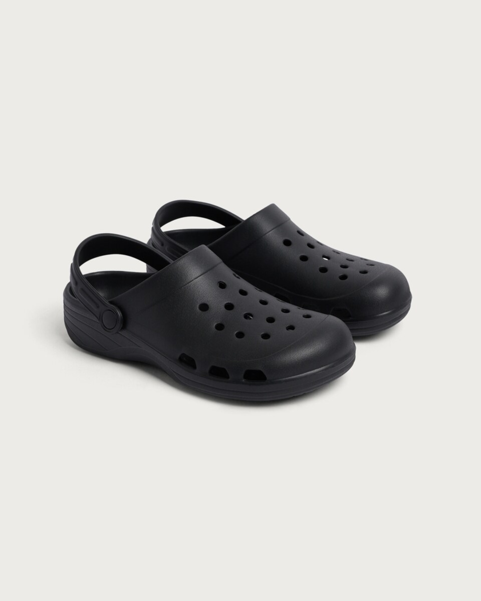 F&F Slip On Clogs in Black