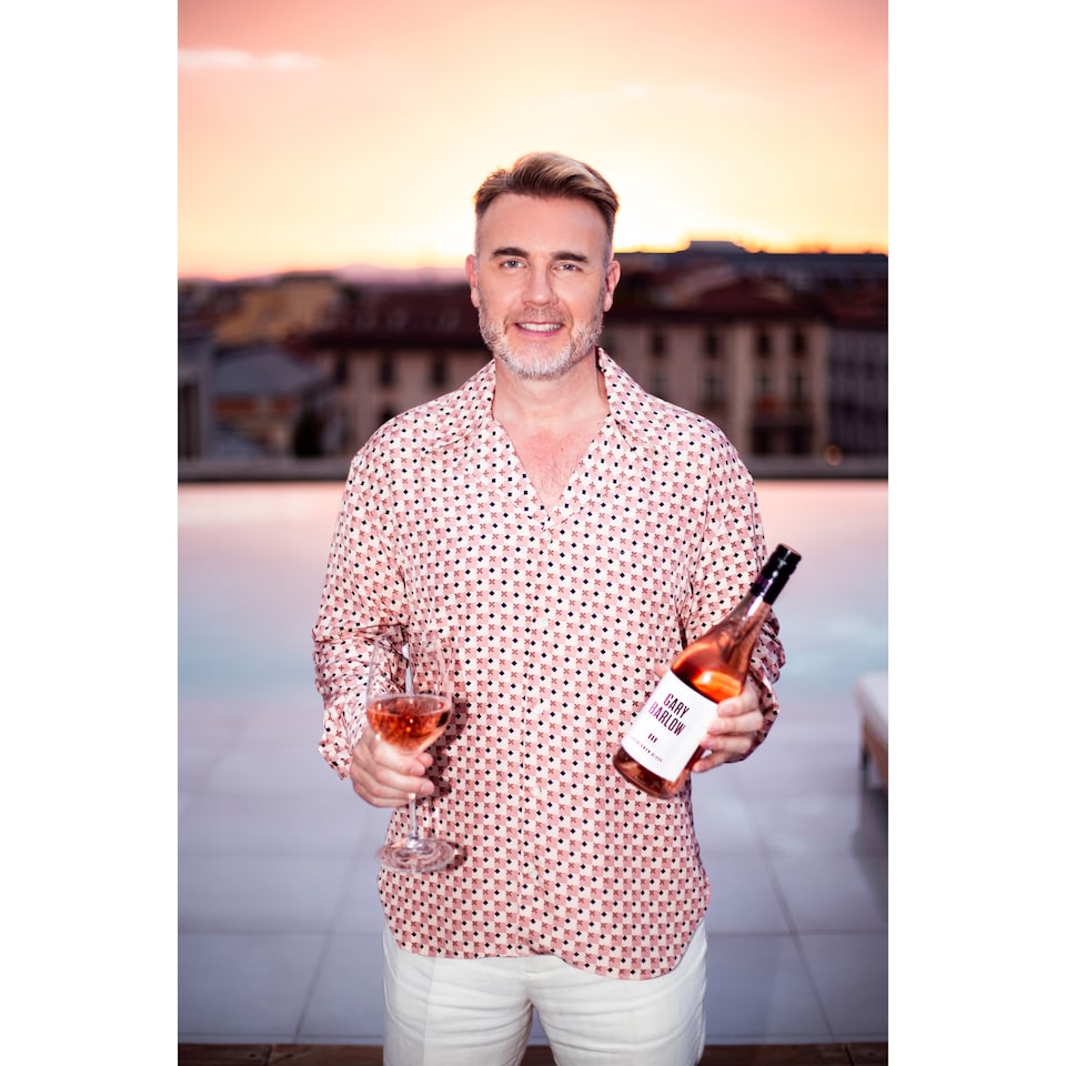image 1 of Gary Barlow Sauvignon Blush 75cl