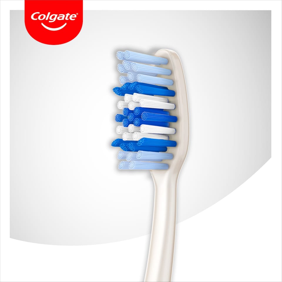 Obrázek 1 pro produkt Colgate Premier Clean zubní kartáček střední 1ks
