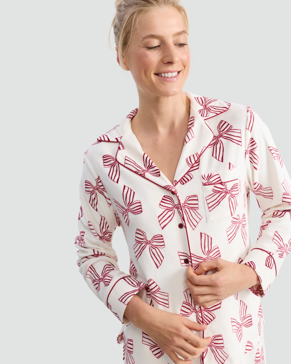 image 1 of F&F Fleece Bow Print Revere Pyjamas Set in Cream