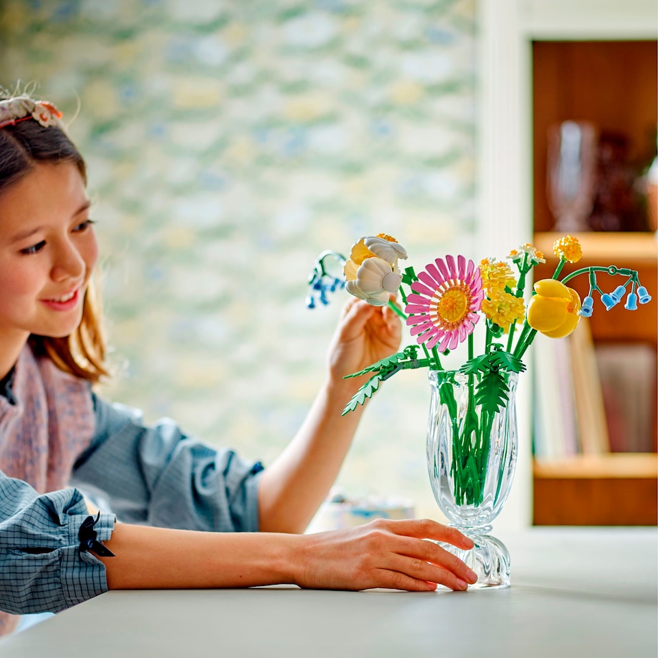 Obrázek 1 pro produkt LEGO Botanicals 10347 Drobná slunečná kytice