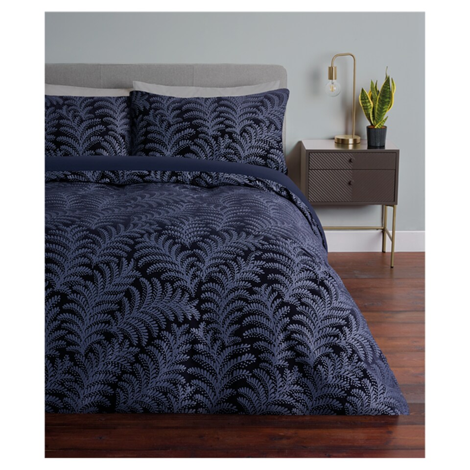 Fox & Ivy Navy Velvet Duvet Set Double