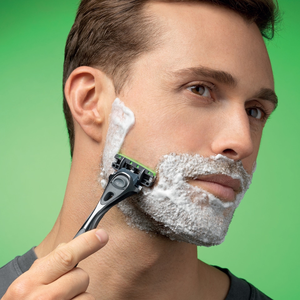 image 1 of Wilkinson Sword Hydro 3 Hydrating Gel Blades 4 Pack