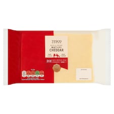 Tesco Mature Cheddar 700G