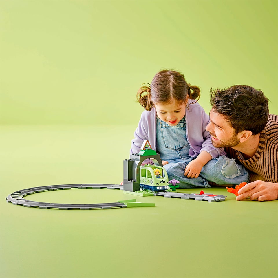 obrázok 1 z LEGO DUPLO 10425 Železničný tunel a koľajnice - rozširujúca sada