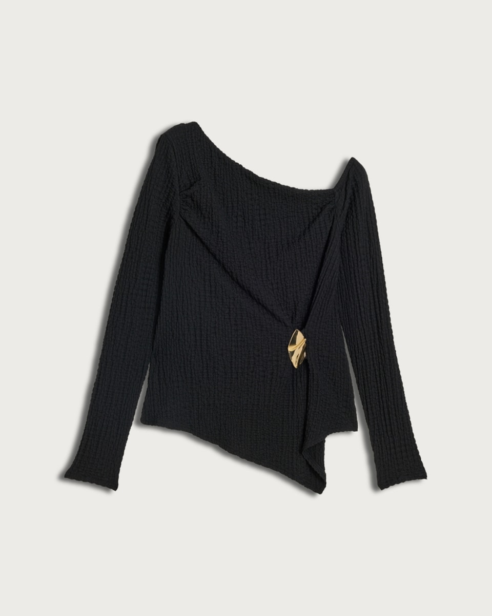 F&F Textured Gold Buckle Asymmetric Hem Top in Black