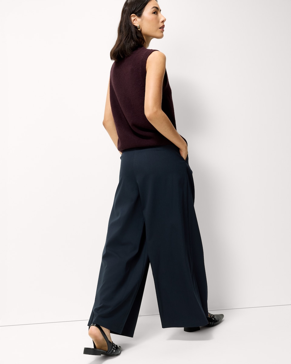 image 1 of F&F Wide Leg Culottes in Navy