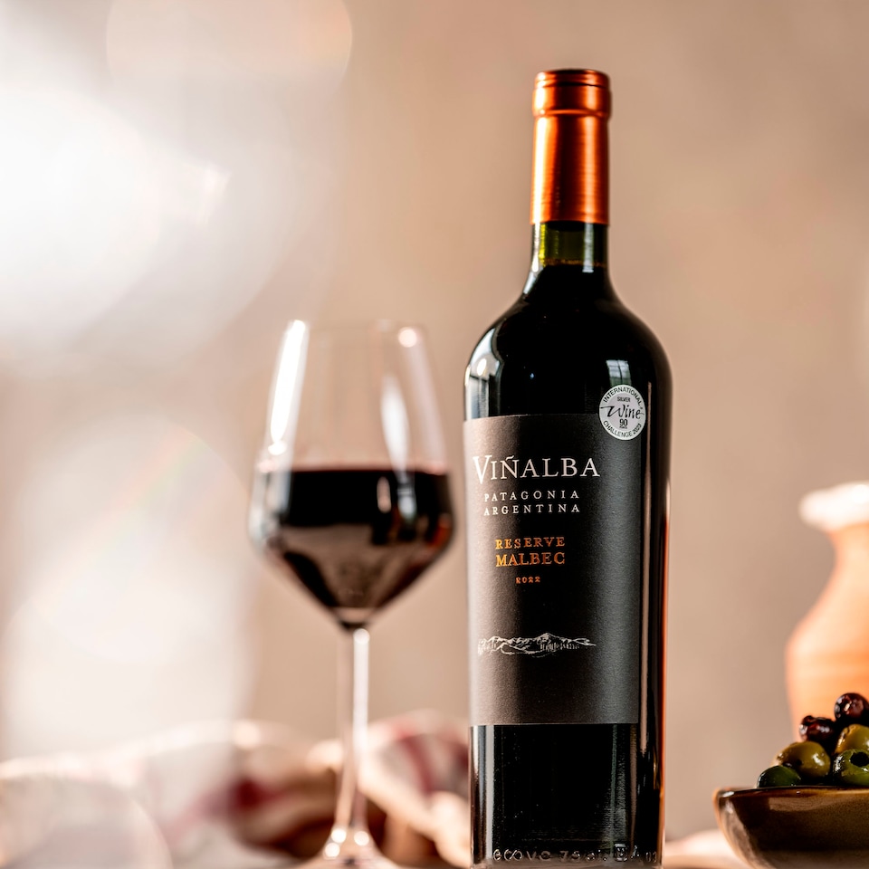 image 1 of Vinalba Patagonia Reserve Malbec 75Cl