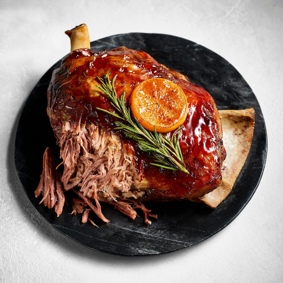 41. Tesco Finest Slow Cooked Whole Lamb Shoulder with Redcurrant & Maple Glaze 1.78kg (Serves 6)