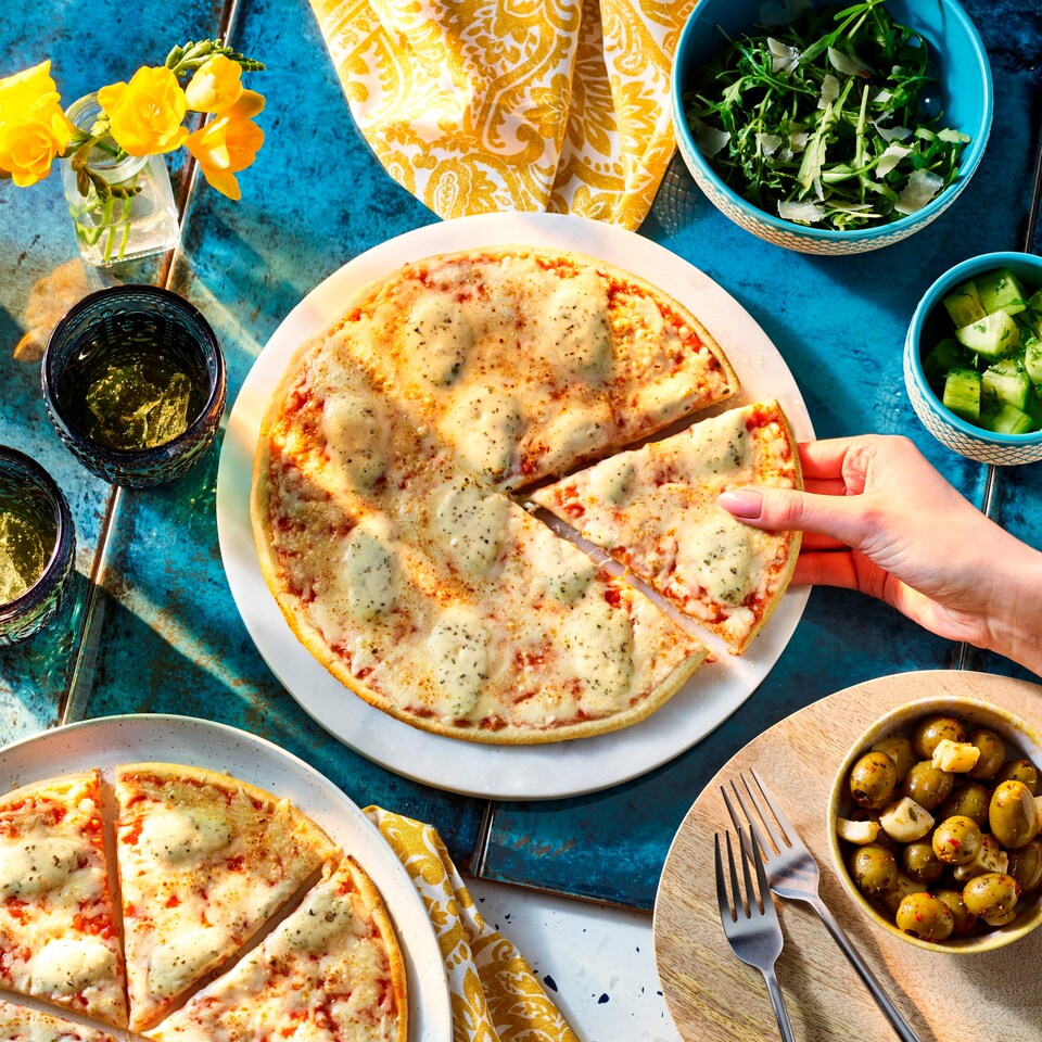 image 1 of Dr.Oetker Ristornt Quatro Formaggi 340G