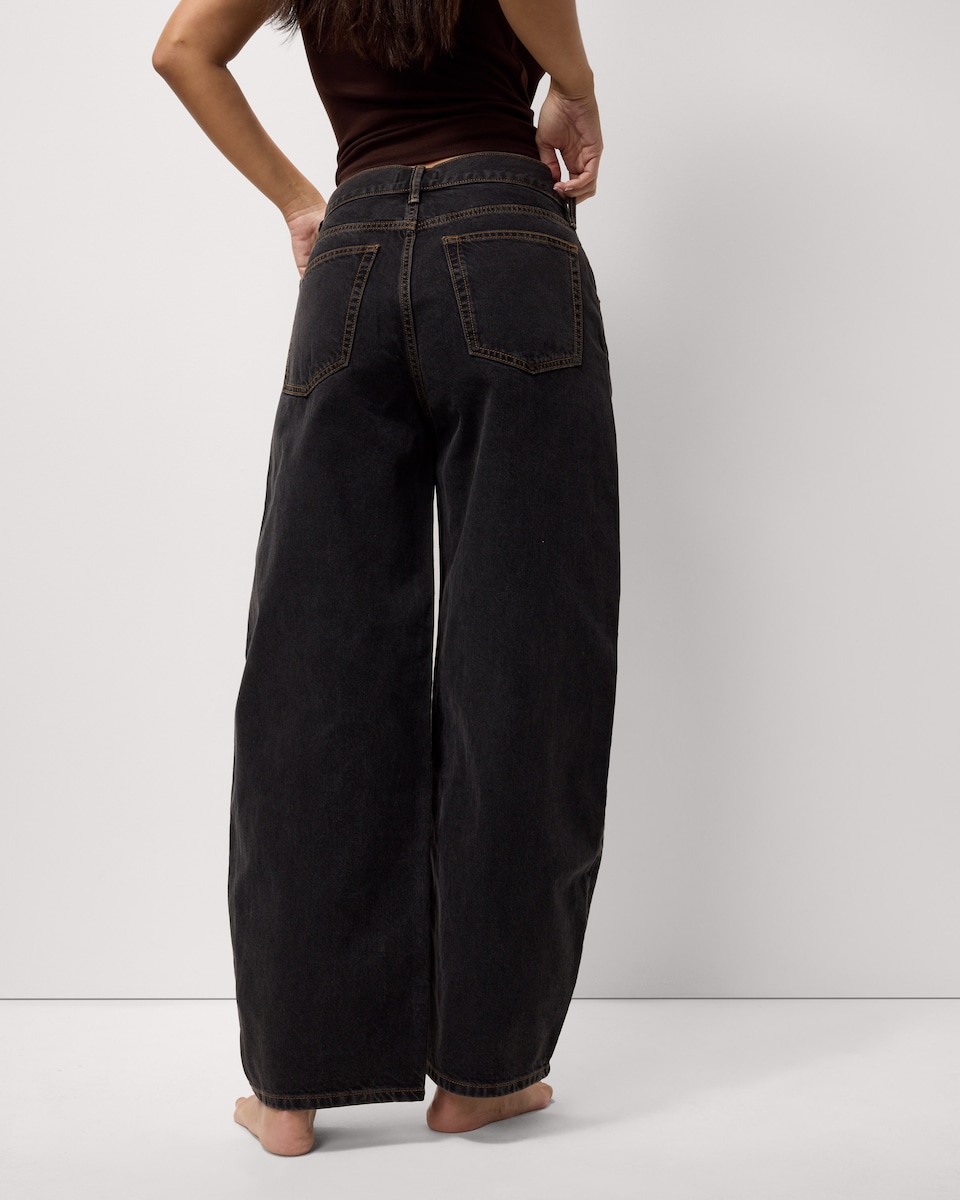 image 1 of F&F Mid Rise Relaxed Fit Jeans in Black