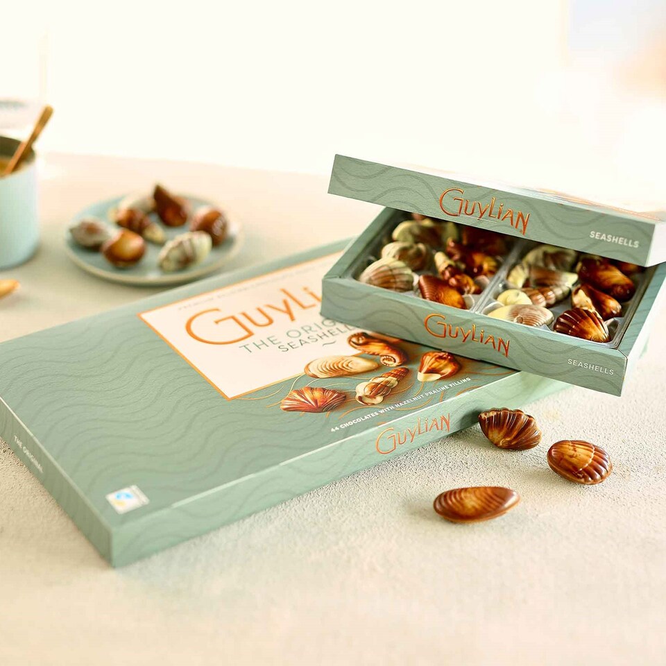 image 1 of Guylian Seashells 500G Box