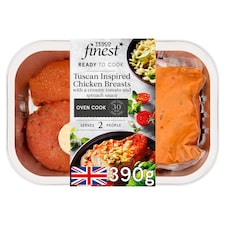 TESCO finest Tuscan Chicken Breast with Tomato and Spinach Sauce 390g