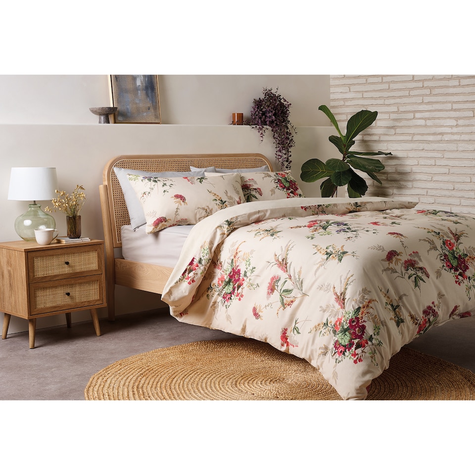 F&F Home Painted Floral Duvet Set King