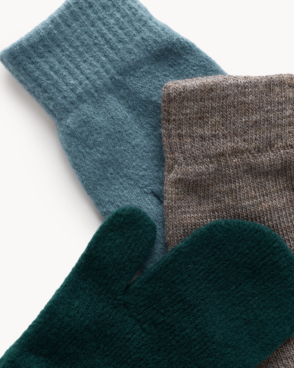 image 1 of F&F Boys 3-Pack Knitted Magic Mittens in Multi