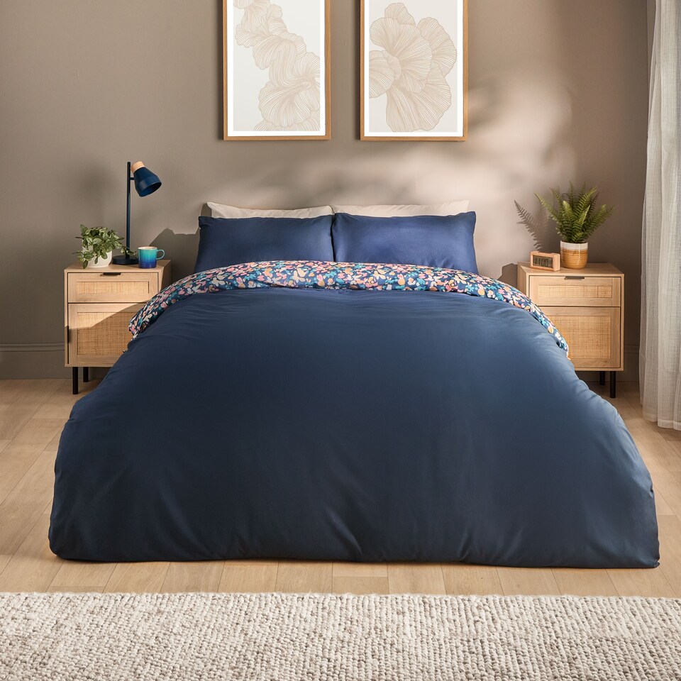 image 1 of  Silentnight Supersoft Navy Floral Duvet Set Double 