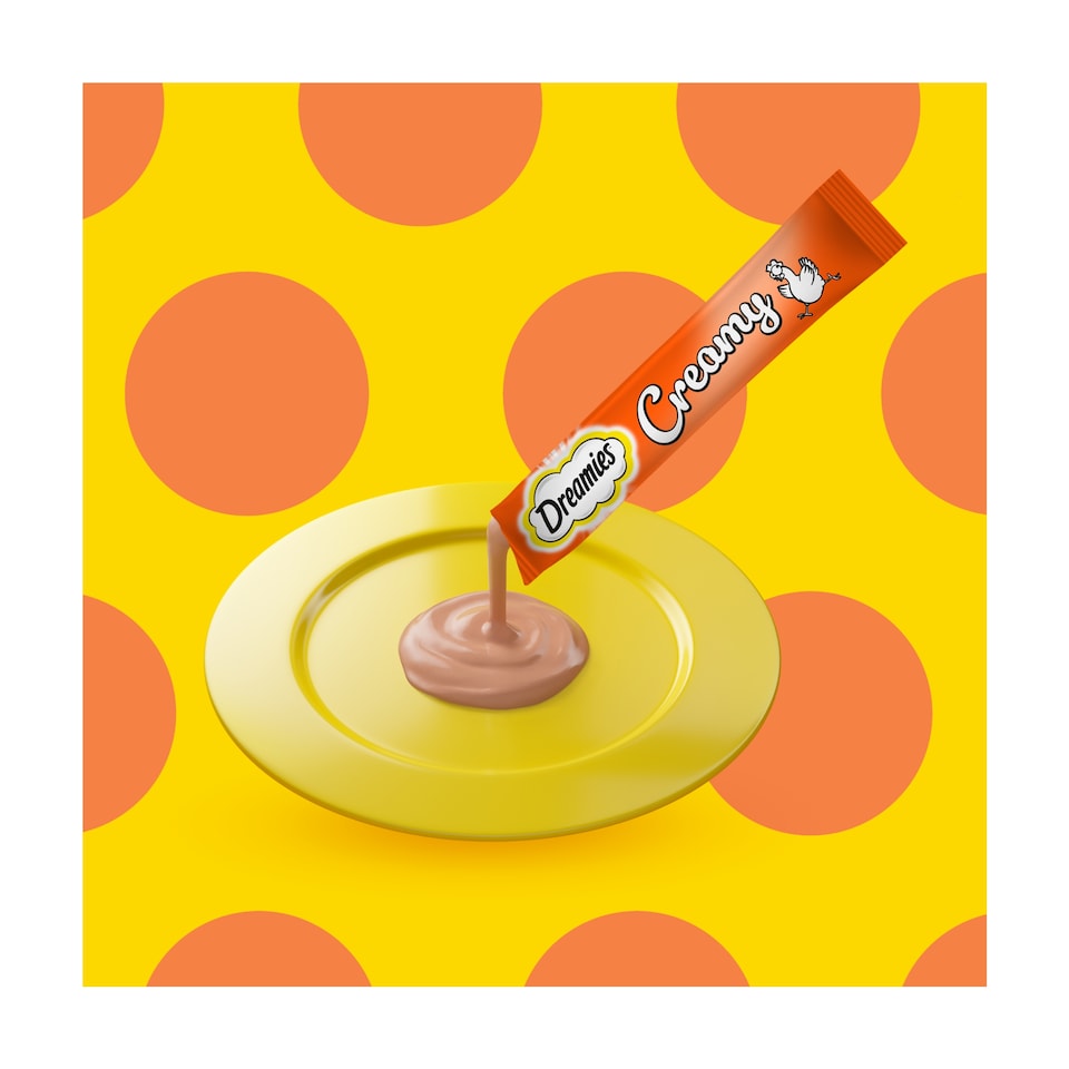 image 1 of Dreamies Creamy Cat Treats with Chicken 4x10g