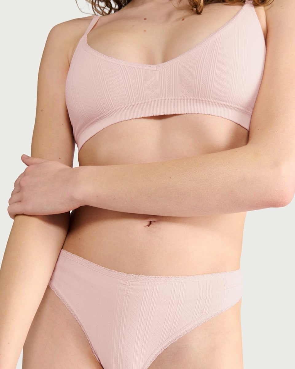image 1 of F&F 2-Pack Seamfree Lace Trim Contour Crop Tops in Multi