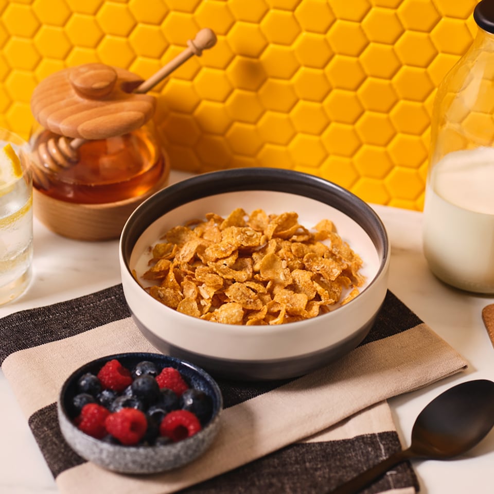 image 1 of Kellogg's Crunchy Nut Breakfast Cereal 1kg