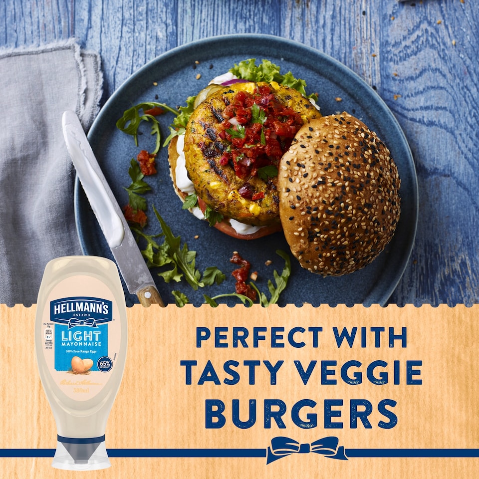 image 1 of Hellmann's Light Mayonnaise Squeezy 580ml