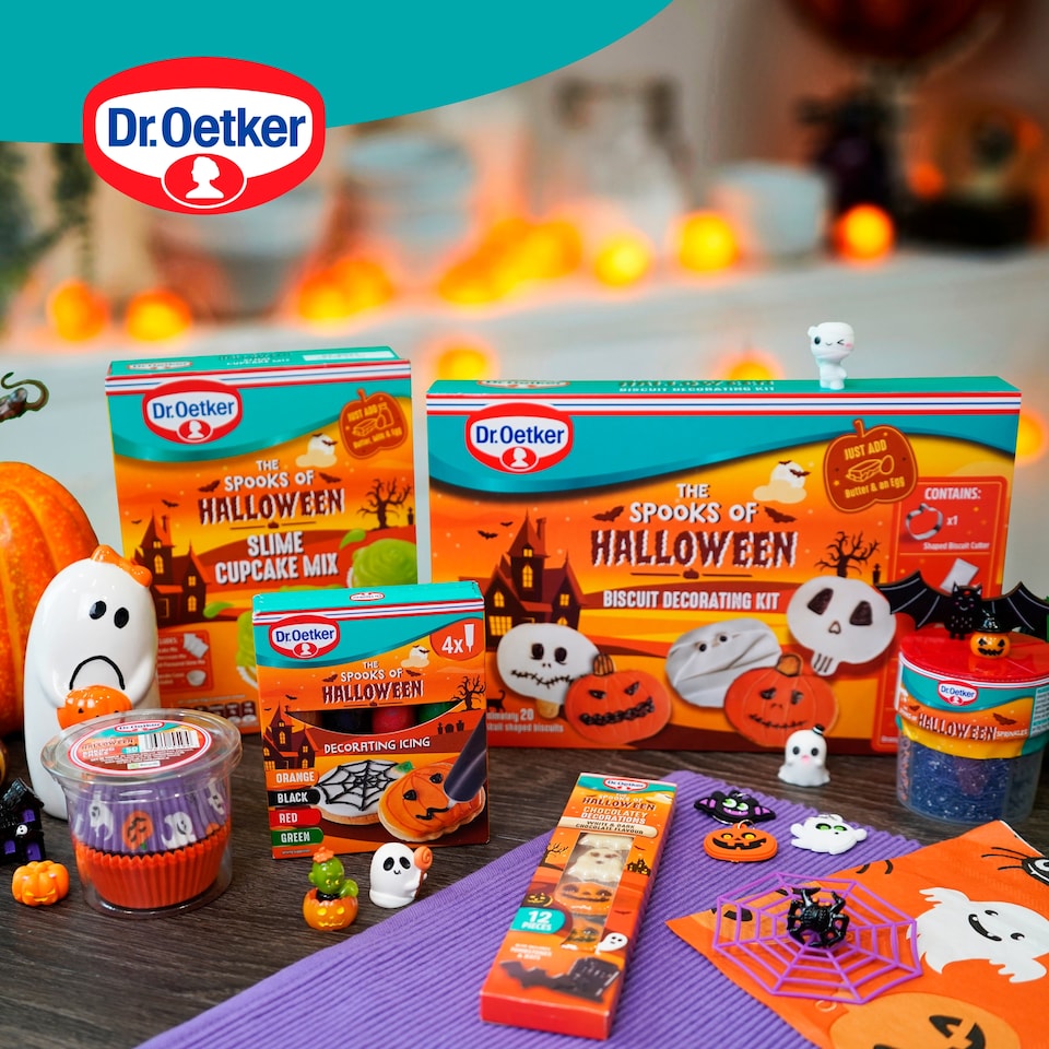 image 1 of Dr. Oetker Halloween Slime Cupcake Mix 375g