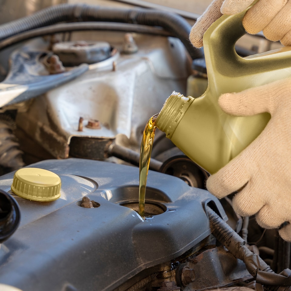 image 1 of Redex 5W 30 Synthetic Oil High Mileage 2L