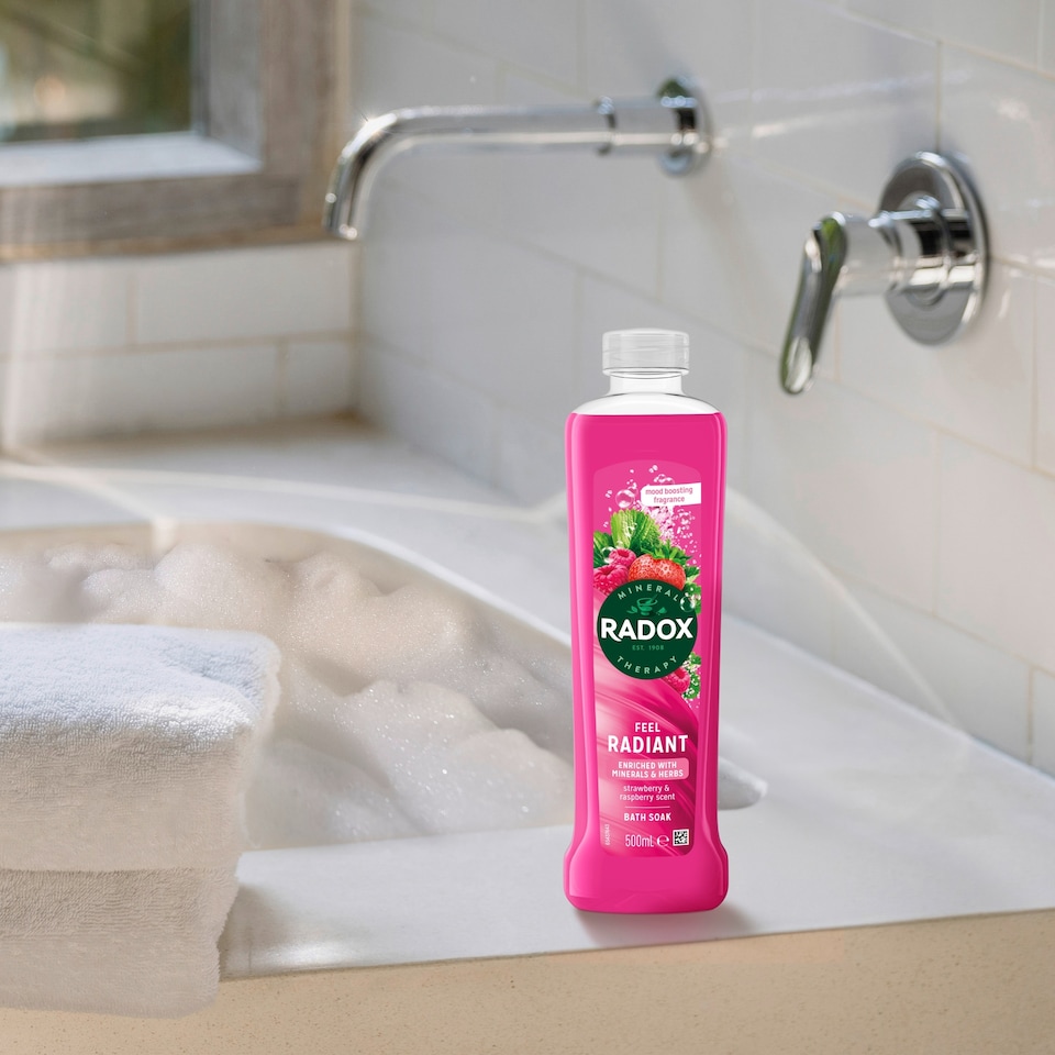 image 1 of Radox Strawberry Feel Radiant Bath Soak Bubble Bath 500ml