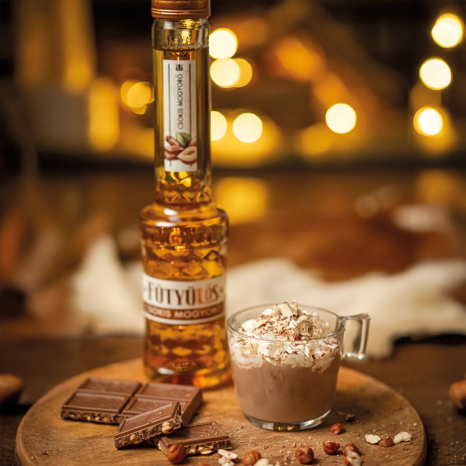 image 1 of Fütyülős Chocolate Hazelnut Liqueur 24,5% 0,5 l