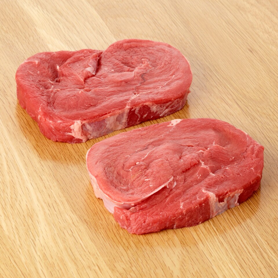 image 1 of TESCO BEEF CASSEROLE STEAK 402G