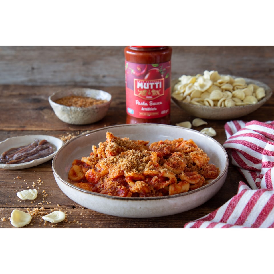 image 1 of Mutti Tomato Pasta Sauce with Chilli 400g