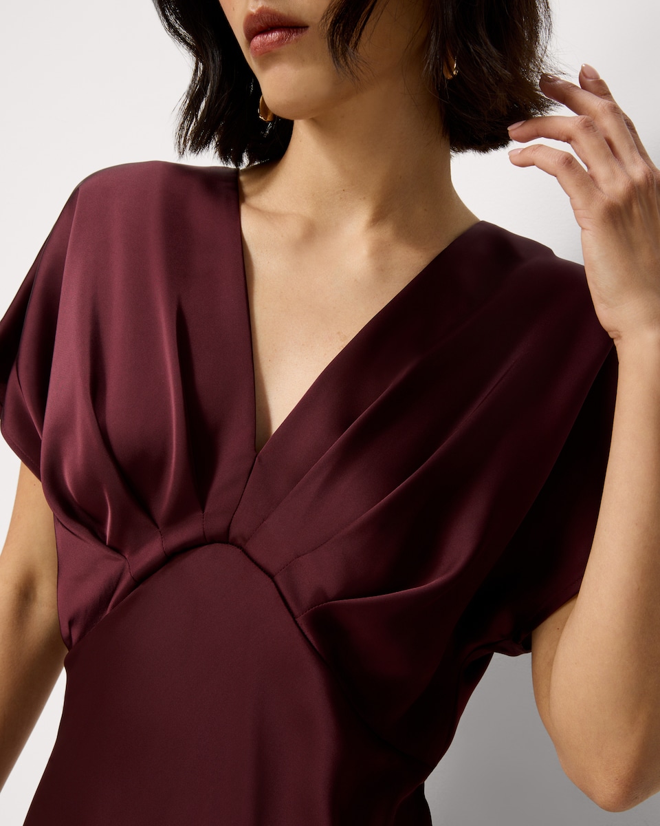 image 1 of F&F Satin V Neck Midi Dress in Red