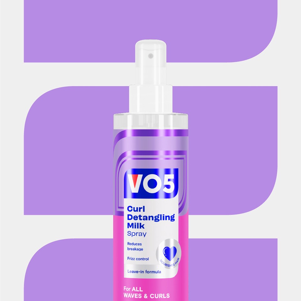 image 1 of VO5 Curl Detangling Milk Spray 200ml