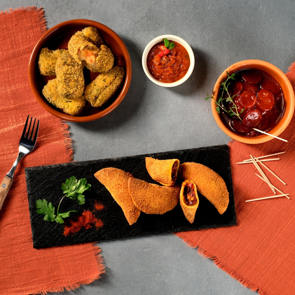 image 1 of Tesco Finest Smokey Chorizo & Chicken Empanadas 108g