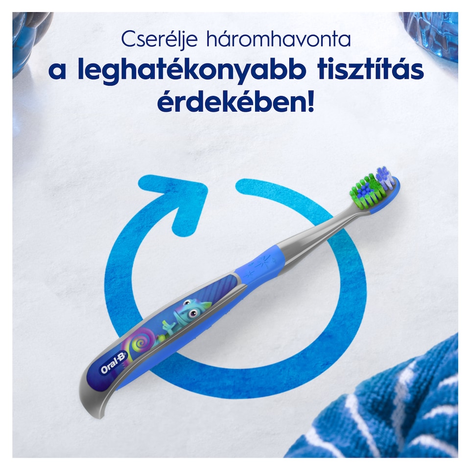 ORAL-B Junior Manuális Fogkefe – Extra Puha Sörték – 6–12 Éveseknek, 1  1. kép