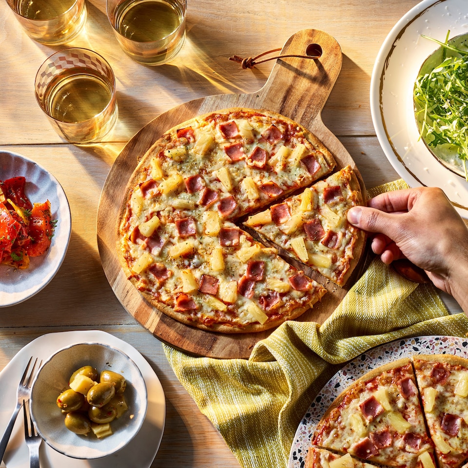 image 1 of Dr. Oetker Ristorante Pizza Hawaii 355G