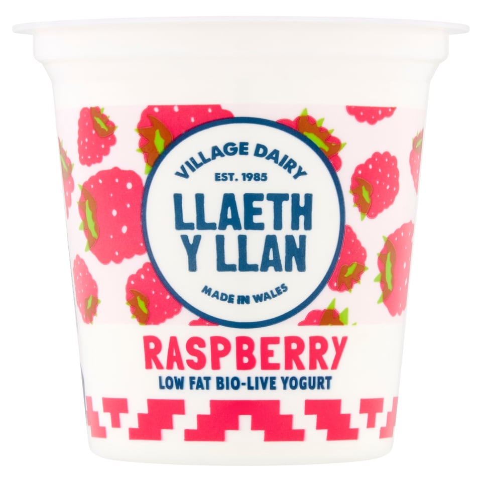 Llaeth Y Llan Low Fat Raspberry Yogurt 125G (L)