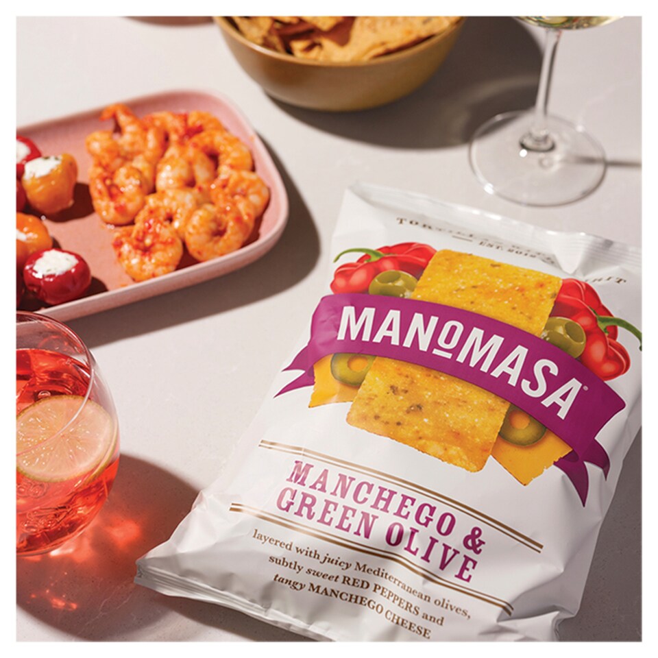 image 1 of Manomasa Green Olive And Manchego Tortilla Chips 140G