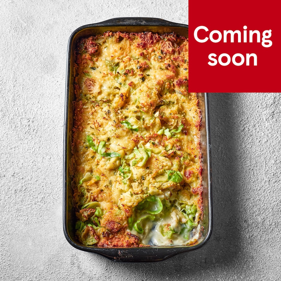 67. Tesco Finest Extra Mature Cheddar, Sprout & Leek Gratin 800g (Serves 6)