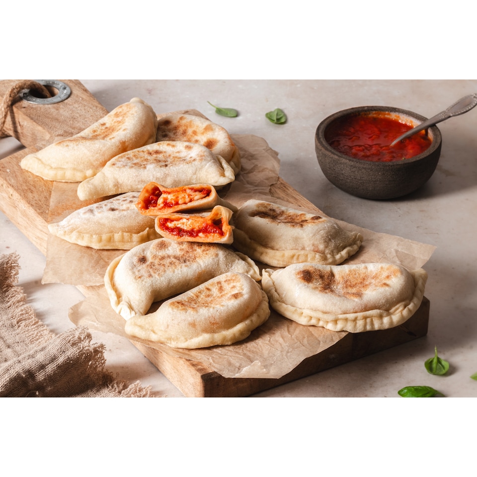 image 1 of Mutti Tomato Pasta Sauce with Basil 400g